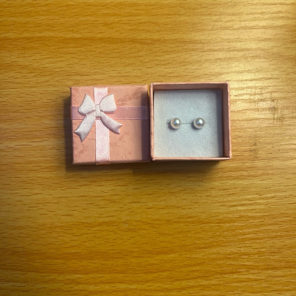 Elegant Pearl Stud Earrings